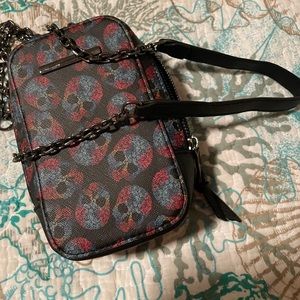 Cross body purse